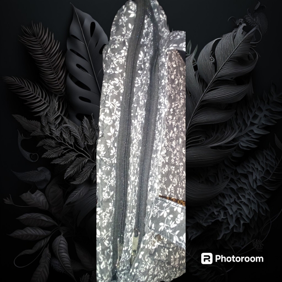 Women's Floral Print 5 Piece Travel/Tote Bag Set - Picture 4 of 4